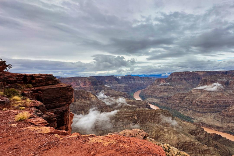 Las Vegas: Grand Canyon West Rim Private Van Tour