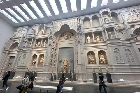 Florence: Duomo Museum Tour &amp; Brunelleschi&#039;s Dome ClimbFrench Guided Tour