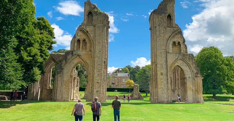 From London: Glastonbury and Cheddar Gorge Guided Day Trip