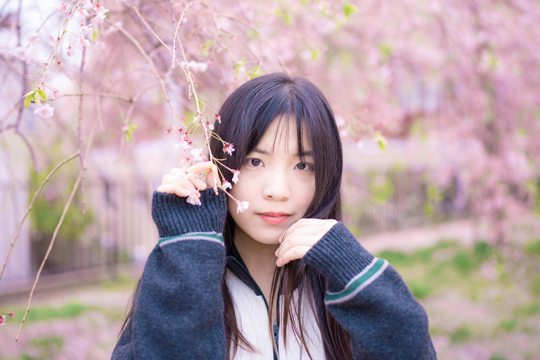Sapporo Private Photo Session: Snow, Neon & Seasons