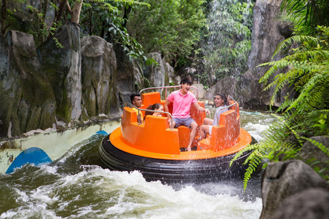 Kuala Lumpur: Sunway Lagoon Ticket &amp; 1-Way Transfer