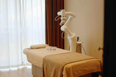 Shanghai: AI Tui Na Massage with Therapist