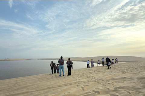 Doha:Inland sea Desert Safari Qatar, Dune Bashing ExperienceGemeinsame Tour mit Wüstensafari, Kamelritt und Binnenseebesuch