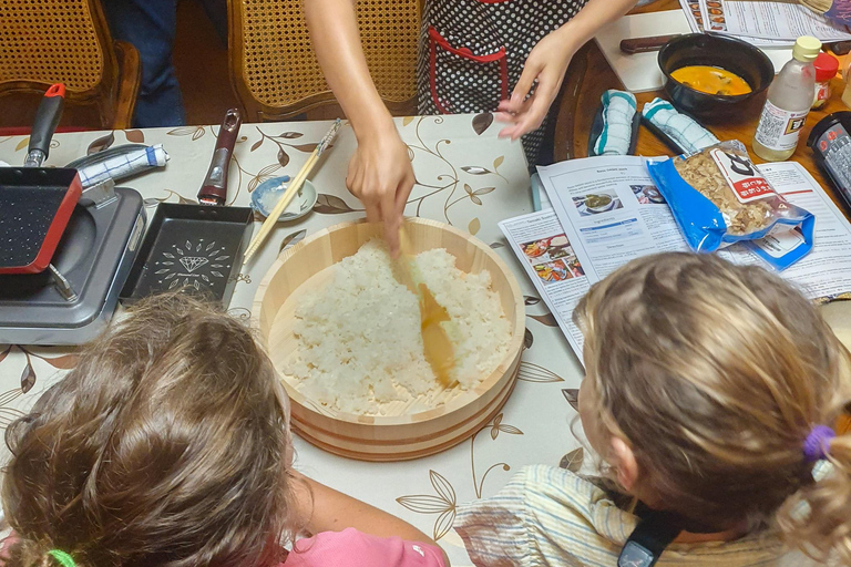 Shinjuku Tokyo: Authentic Japanese Home-Style Culinary Class