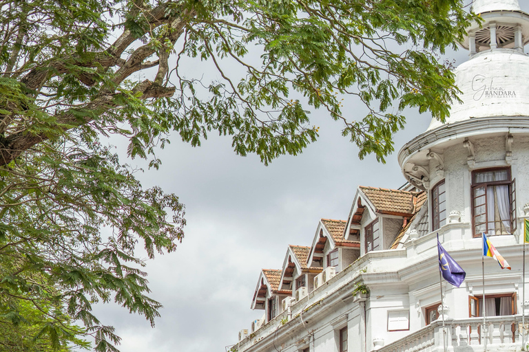 Sri Lanka: 5-Day Guided Tour with Transfers and Hotels