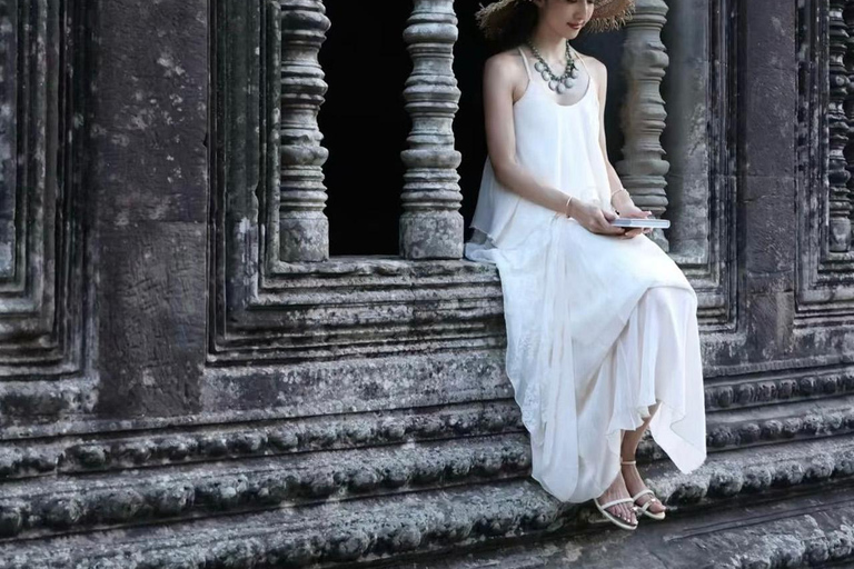 From Phnom Penh: Angkor Wat & Banteay Srei Full Day Tour Classic Private Tour (Hotel Pick-up)