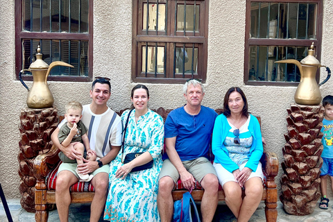 Dubai. Old Town,Museums,Markets,Street Food&Abra Boat Tour Shared Tour in Spanish