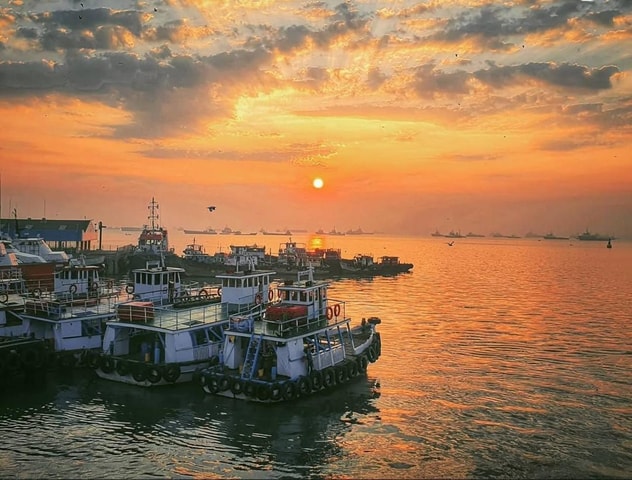Shore Mumbai : 1 or 2 Days Customizable Private Experience