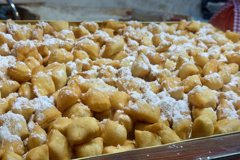 Christmas magic through Hamburg's old town