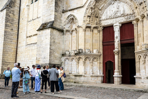 Da Bordeaux: gita di mezza giornata a Saint-Emilion con Eglise MonolitheGita di mezza giornata a Saint-Emilion con Eglise Monolithe