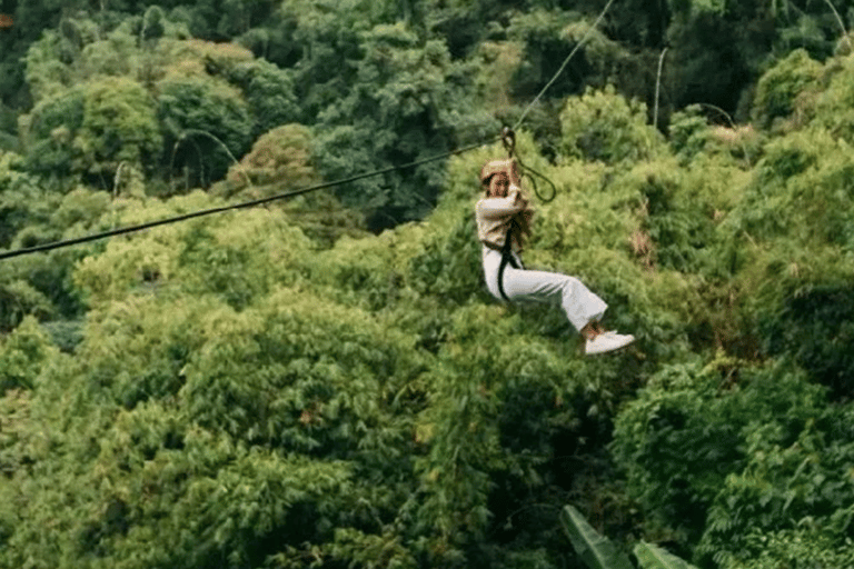 Vang Vieng: Zipline, caminhadas nas grutas, rafting, caiaque, lagoa 4