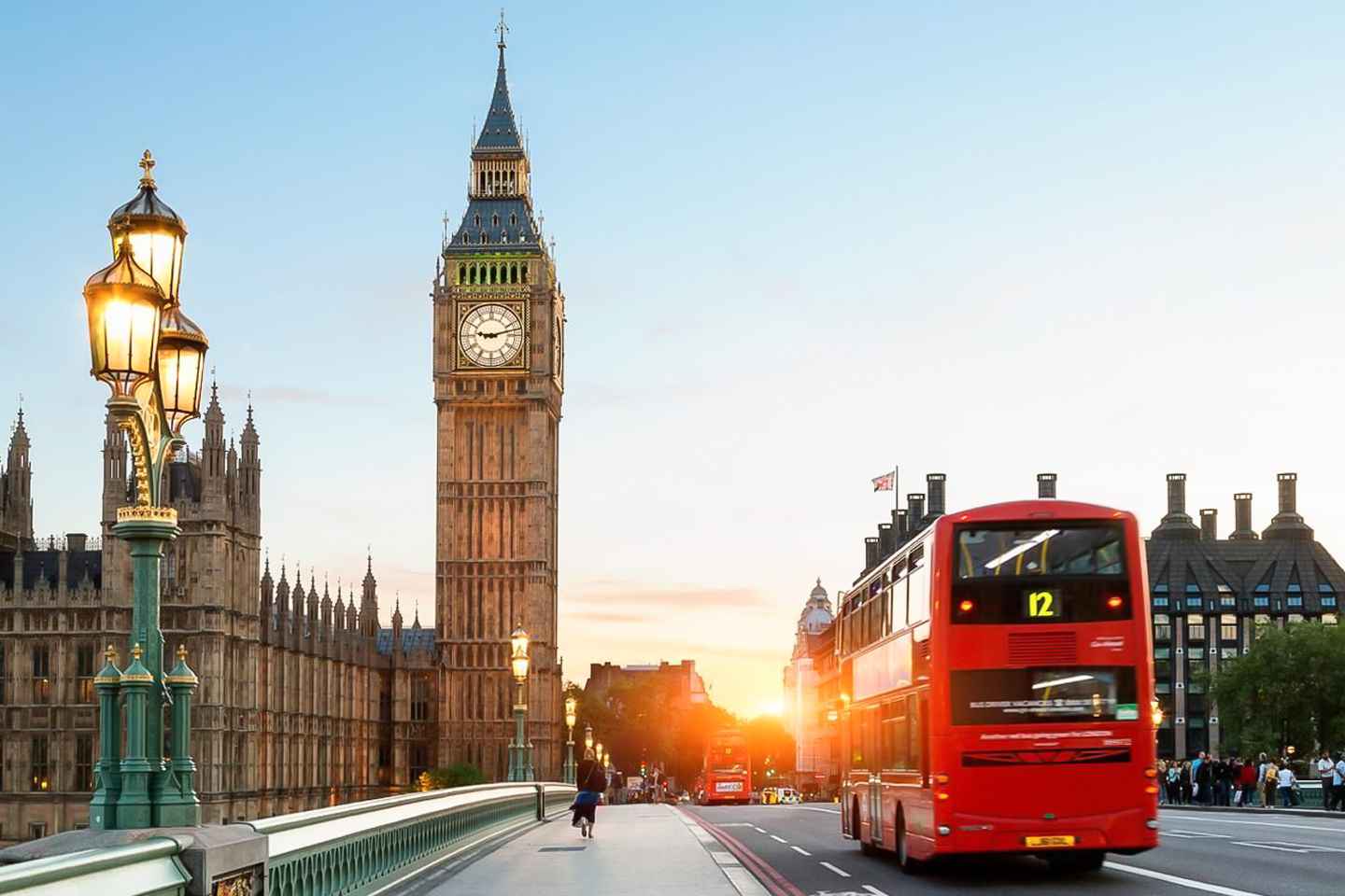 London: 30 London Sights Guided Walking Tour - Shared Group Tour