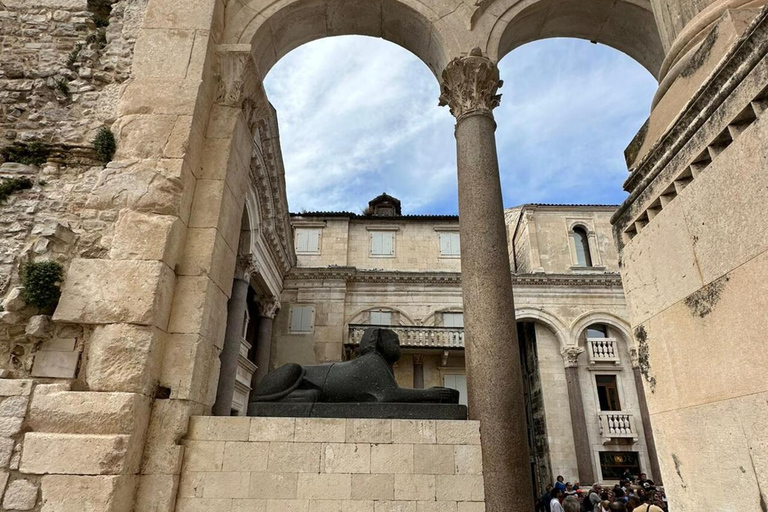 Tour a piedi di Spalato e del Palazzo di Diocleziano con una guida locale