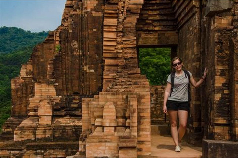 Da Nang/Hoi An: Tour Privado del Santuario y Casco Antiguo de My Son