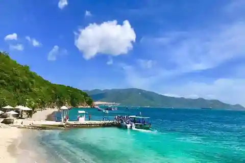 From Nha Trang: 3-Island Deluxe Tour with Lunch