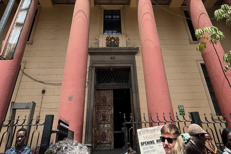 Nairobi: Guided City Walking Tour with Local Guide