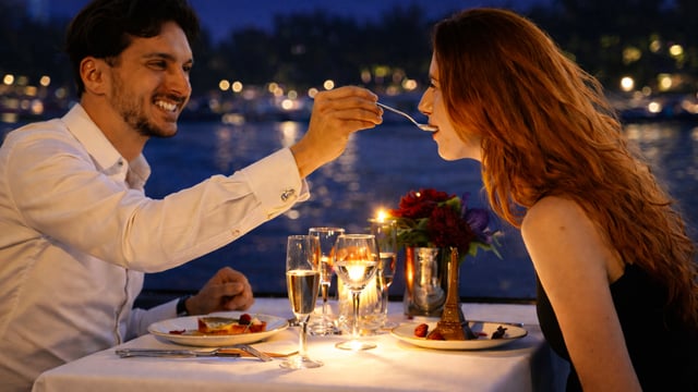 Paris: Romantic Valentine's Day Dinner Cruise