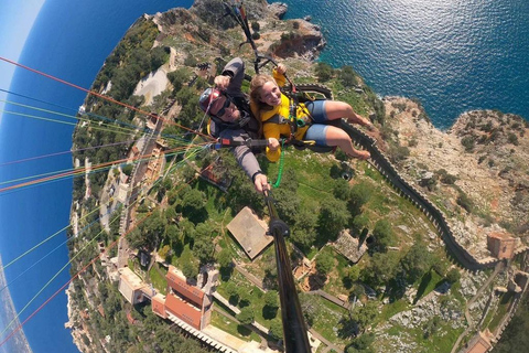 Alanya: Tandem Paragliding Tour with Hotel Transfer