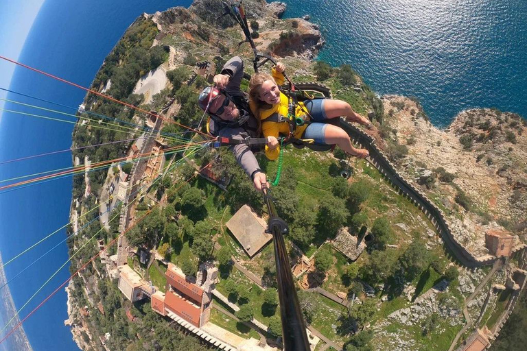 Alanya: Tandem Paragliding Tour with Hotel Transfer