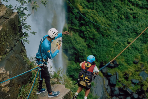 From Kandy: Lakshapana Waterfall Bungee Jump with Pickup