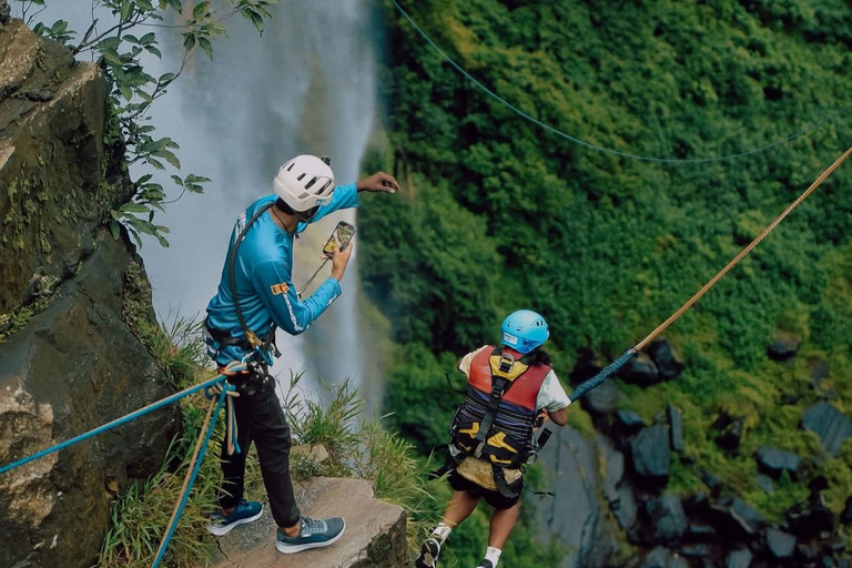 From Kandy: Lakshapana Waterfall Bungee Jump with Pickup