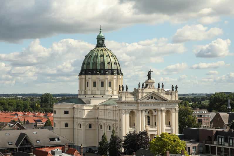 Oudenbosch: Tour at Basilica of the Holy Agatha and Barbara | GetYourGuide