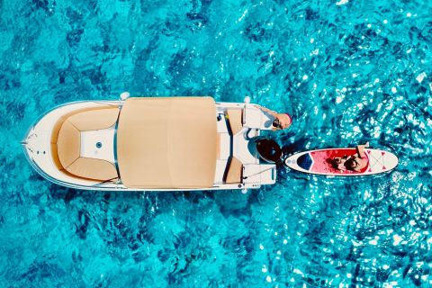 Mallorca: Privat båttur med skeppare och snorkling