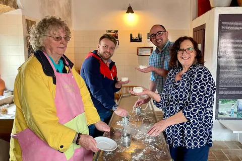 Lisboa: Workshop de Queijo de Azeitão com Prova de Vinhos e Comida