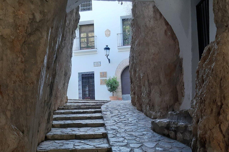 From Alicante/Benidorm: Guadalest Castle Tour with Transfer