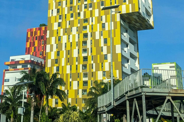 Accra: Instagrammable Nightlife Tour with a welcome drink Accra Tour: 1 Welcome Drink, 360° Skybar Views, & Shopping