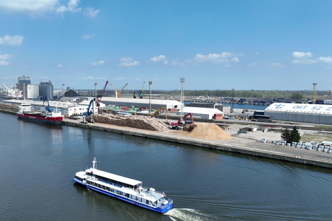 Szczecin: Oder River Harbor Cruise with Audio Guide