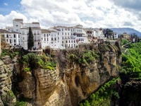 Da Malaga, gita in autobus per l'intera giornata a Ronda e Setenil - Housity
