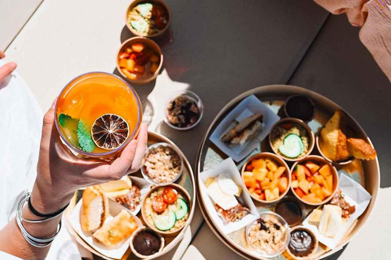 Catamaran Lucile | Sunday brunch Catamaran Lucile | Sunday brunch 3h00