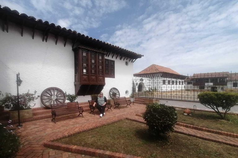 LAGUNA GUATAVITA + CATTEDRALE DI SALE DI ZIPAQUIRÁ