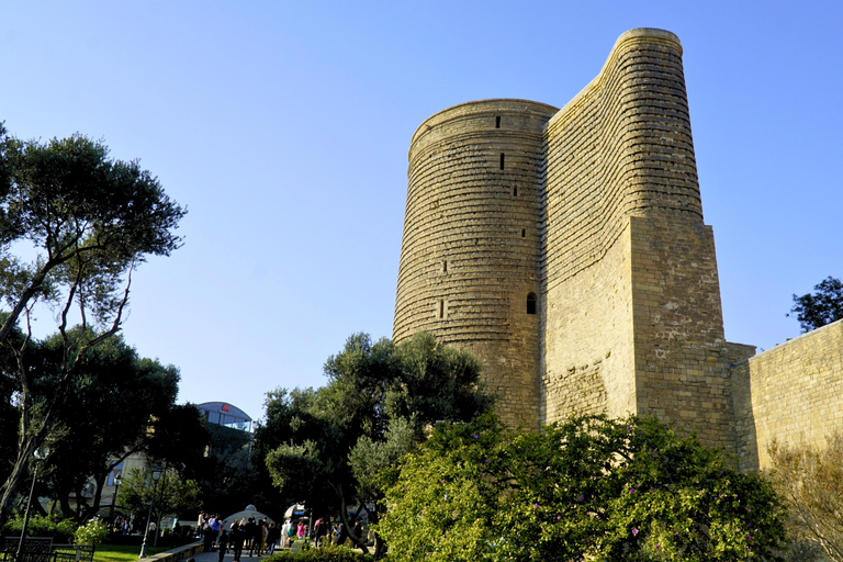 Baku: Tour della città vecchia di Icherisheher e del centro cittàBaku: la città vecchia di Icherisheher e il centro di Baku