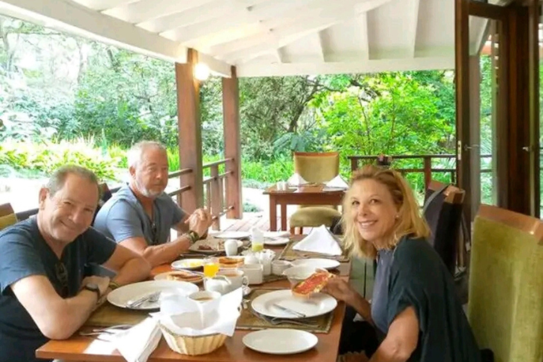 Arusha : visite touristique à pied de la ville avec des guides régionaux.