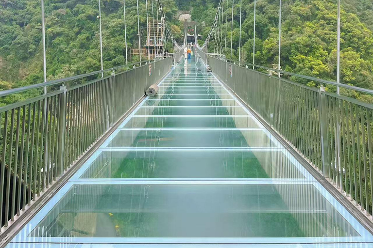 Guangdong: Qingyuan Gulongxia Rafting Day Trip Gulongxia Glass Grand Canyon + Gulong Gorge Rafting