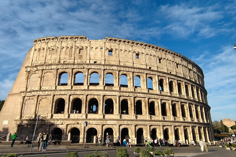 Roma: Colosseo + Città antica con guida - PICCOLO GRUPPO 7 PERSONE