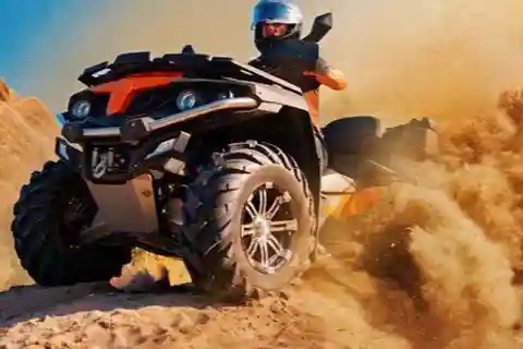 Fra Marrakech: Agafay Desert Quad Biking med middag og show