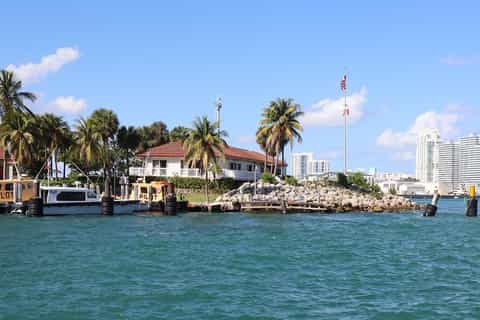 Miami skyline cruise of Millionaire homes on Biscayne Bay