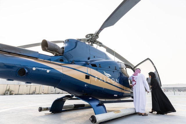 Abu Dhabi: Shared Helicopter Tour