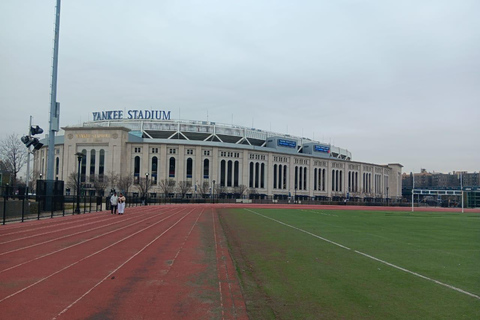 NYC: Contrasts of Bronx, Queens, Brooklyn, &amp; Manhattan TourTour on a Bus (Max 54 Participants)