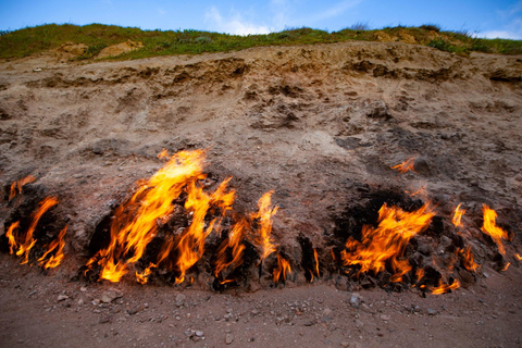 Baku: Layover City Tour with Airport Pickup and Return 4-Hour Standard Tour