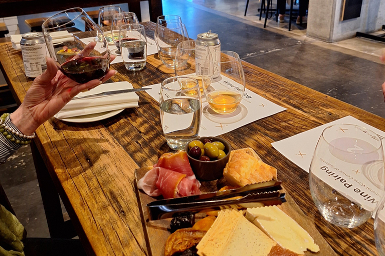 Odisseia gastronômica em Adelaide: passeio a pé com degustação de vinhosOdisseia gastronómica em Adelaide: passeio gastronómico a pé com prova de vinhos