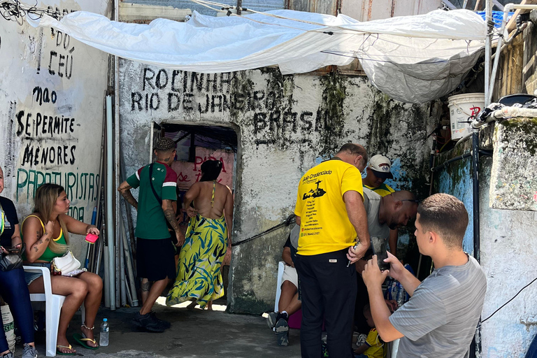 Rio de Janeiro: Rocinha Favela Drone Video