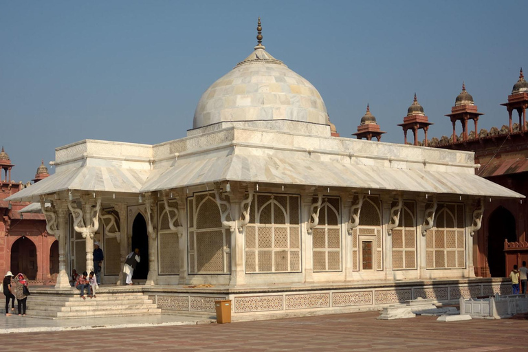 Wycieczka z przewodnikiem po Taj Mahal, Agra Fort i Fatehpur SikriAgra: Wycieczka z przewodnikiem po Taj Mahal, Agra Fort i Fatehpur Sikri