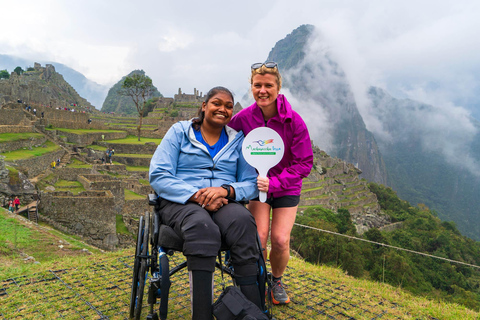 De Cusco: Excursão de 2 dias a Machu Picchu e à Montanha Arco-Íris