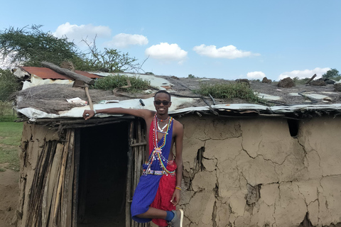 EXPERIÊNCIA MAASAI NO MT SUSWAPASSEIO AO MT SUSWA MAASAI