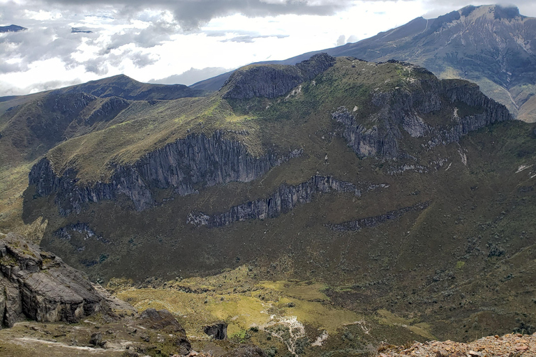 Rucu Pichincha Summit Hike from Quito with Private Guide
