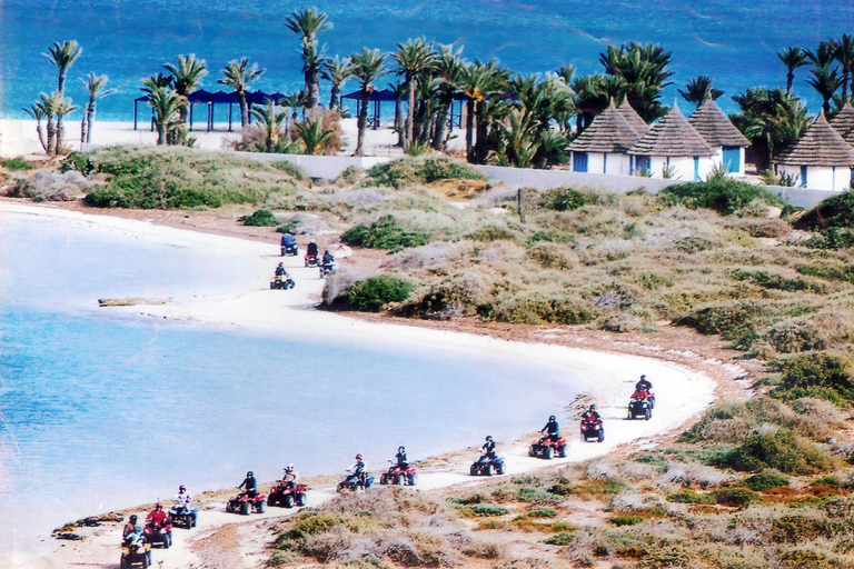 Excursão de meio dia em quadriciclo a Djerba 03H30